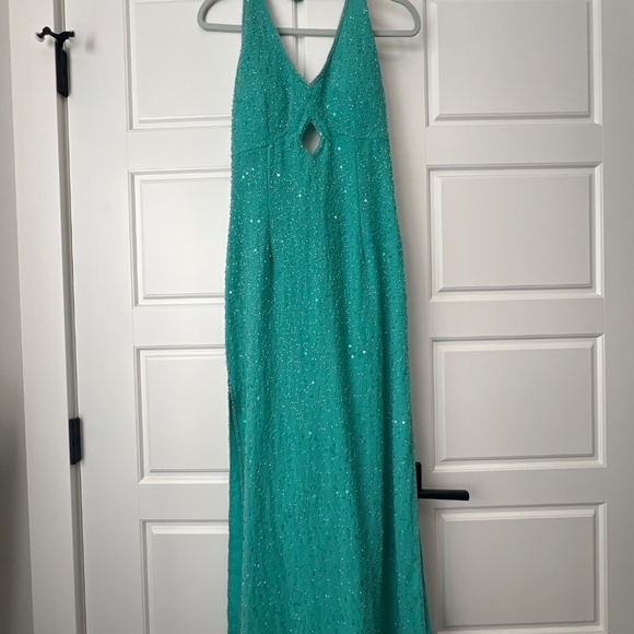 Special occasions dress - Picture 4 of 6